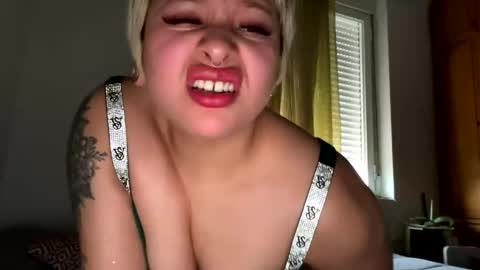 Samymoon online show from 24, 4, 2026