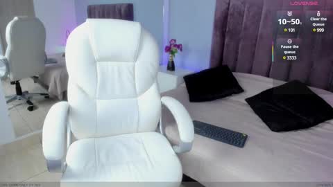 samyy_johnson online show from 12, 3, 2025