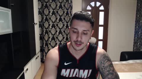 Sanchez Erik online show from 26, 2, 2025
