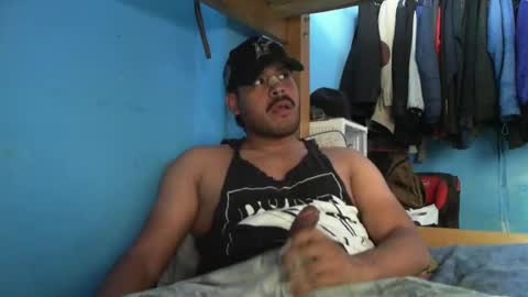 Snapshot of sandalo123 chatting on 11, 4, 2026 sandalo123 online show from 11, 4, 2026