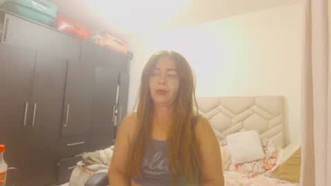 Snapshot of sanddi_milff chatting on 11, 7, 2026 Sanddi online show from 11, 7, 2026