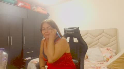 Snapshot of sanddi_milff chatting on 14, 7, 2026 Sanddi online show from 14, 7, 2026