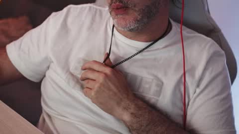 Sanders online show from 23, 2, 2025