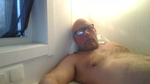 Snapshot of sandnesrune523 chatting on 11, 3, 2026 sandnesrune523 online show from 11, 3, 2026