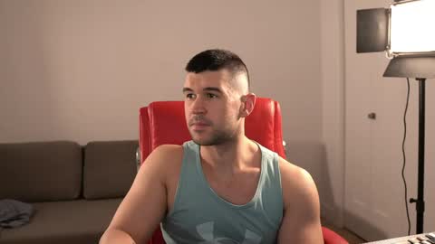 Snapshot of sandow_ chatting on 9, 5, 2026 Sandow online show from 9, 5, 2026