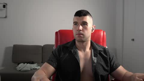 Snapshot of sandow_ chatting on 4, 6, 2026 Sandow online show from 4, 6, 2026