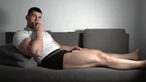 Snapshot of sandow_ chatting on 22, 7, 2026 Sandow online show from 22, 7, 2026