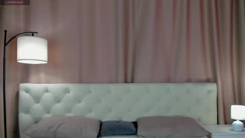 Snapshot of sandra_rosss chatting on 15, 5, 2026 Sandra online show from 15, 5, 2026