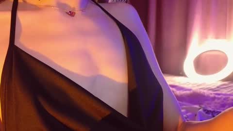 Sandy  online show from 3, 3, 2025