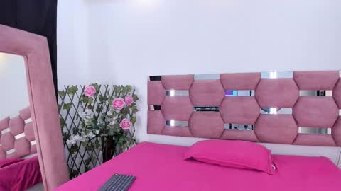 sandy_scoot online show from 18, 3, 2026