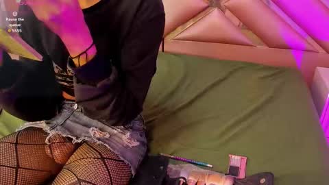 Snapshot of sandyhouston chatting on 13, 2, 2026 Sandy Houston online show from 13, 2, 2026