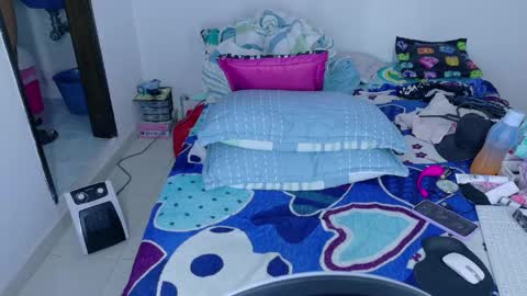 sandy online show from 22, 4, 2026