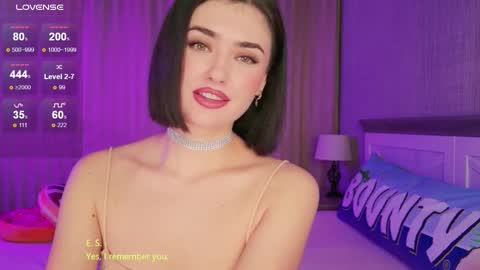 Sandy online show from 10, 11, 2025