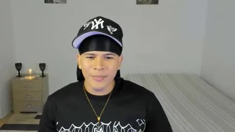 Snapshot of sant_wahlberg chatting on 17, 5, 2026 Sant online show from 17, 5, 2026