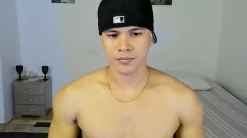 Snapshot of sant_wahlberg chatting on 27, 5, 2026 Sant online show from 27, 5, 2026