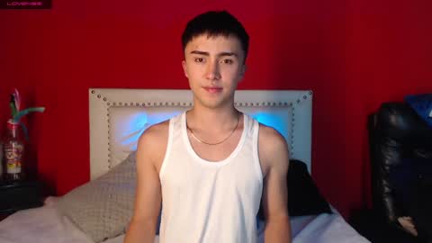 santi_fabulous online show from 30, 12, 2024