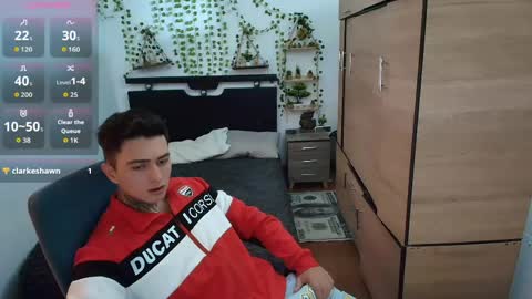 Snapshot of santi_ss chatting on 28, 4, 2026 santi_ss online show from 28, 4, 2026