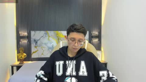 santiago_russo18 online show from 22, 9, 2025