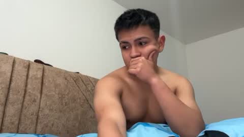 Snapshot of santiagomg_ chatting on 9, 7, 2026 santiagomg_ online show from 9, 7, 2026