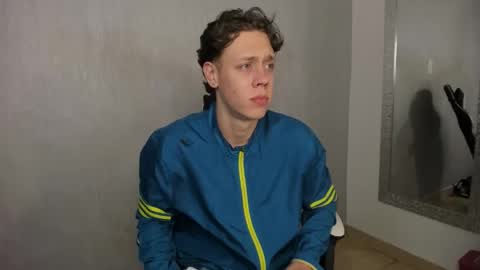 Julius Novachrono  online show from 22, 10, 2025