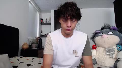 Santii online show from 22, 1, 2025