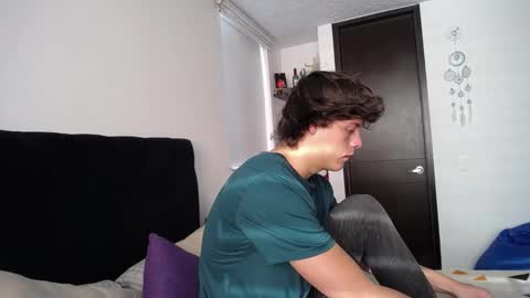 Santii online show from 9, 2, 2025