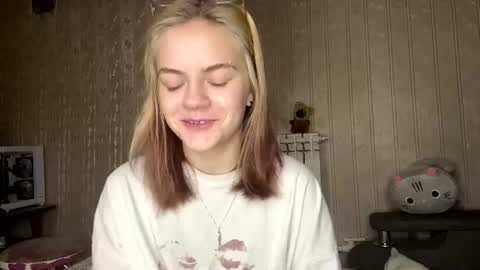 Snapshot of santinalabonne chatting on 22, 6, 2026 Rina online show from 22, 6, 2026