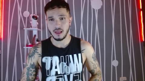 Santy Torres online show from 18, 2, 2025