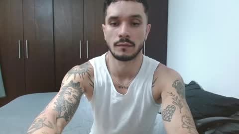 Snapshot of santti_torres chatting on 30, 4, 2026 Santy Torres online show from 30, 4, 2026