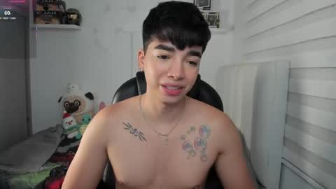 Mr. Santiago online show from 1, 4, 2026