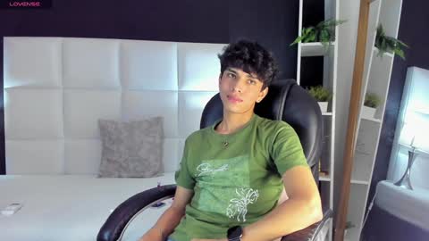 Santiago Carrington online show from 19, 12, 2024