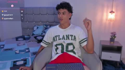 Snapshot of santy_stump chatting on 13, 9, 2025 santy_stump online show from 13, 9, 2025