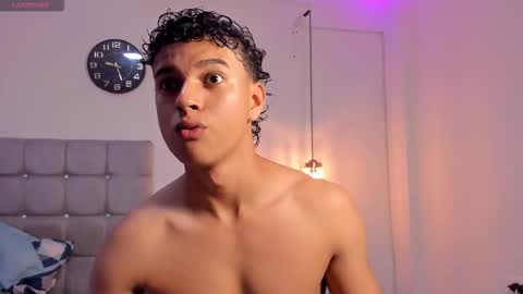 Snapshot of santy_stump chatting on 11, 10, 2025 santy_stump online show from 11, 10, 2025