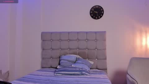 Snapshot of santy_stump chatting on 27, 10, 2025 santy_stump online show from 27, 10, 2025