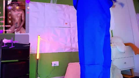 Santyago online show from 30, 10, 2025