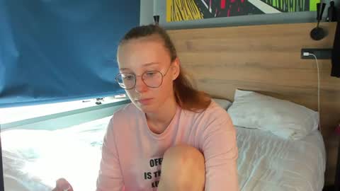 santythousand online show from 29, 7, 2026