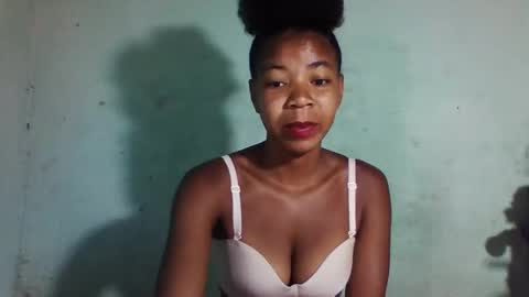 sanyah0123 online show from 23, 11, 2025