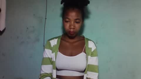 sanyah0123 online show from 14, 12, 2025