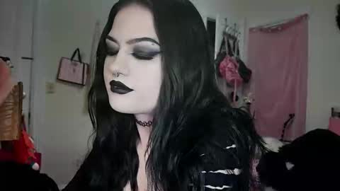 Sapphire online show from 20, 12, 2025