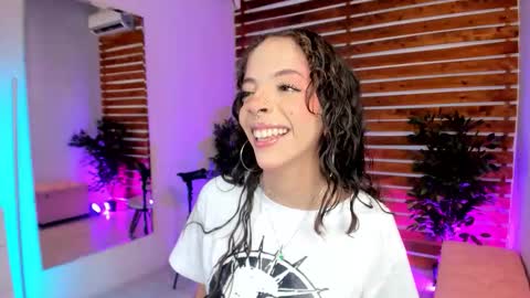 Snapshot of sapphire_venus chatting on 7, 2, 2026 Valerin online show from 7, 2, 2026