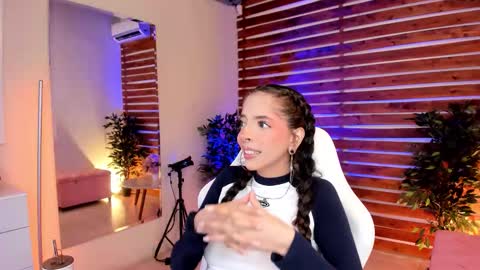 Snapshot of sapphire_venus chatting on 14, 3, 2026 Valerin online show from 14, 3, 2026