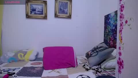 Snapshot of sara211 chatting on 25, 7, 2026 sara online show from 25, 7, 2026