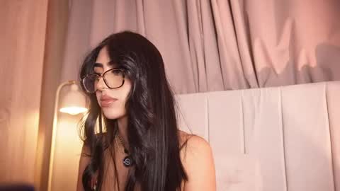 Sara  online show from 31, 5, 2026