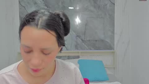 sara allenx online show from 14, 2, 2025