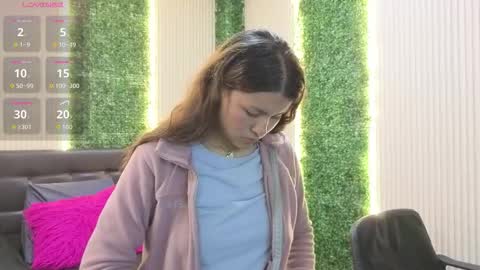 Snapshot of sara_blue13 chatting on 2, 3, 2026 Sara online show from 2, 3, 2026