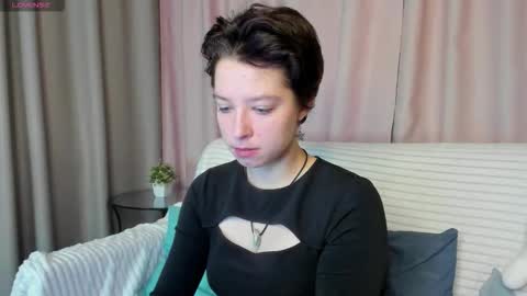 Sarah online show from 3, 12, 2025