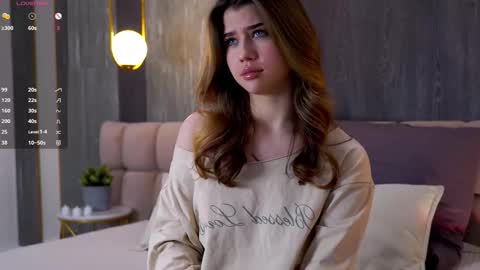 Snapshot of sara_lewiis chatting on 22, 11, 2025 Sara online show from 22, 11, 2025