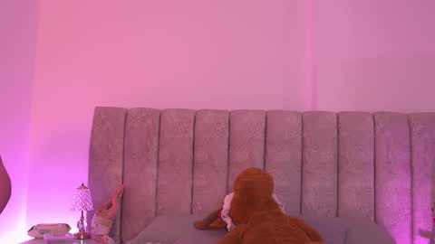 sara_lopee1 online show from 17, 12, 2025