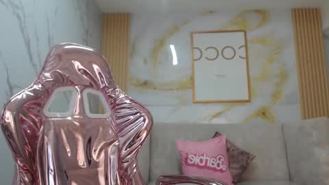 Sara  online show from 1, 10, 2025