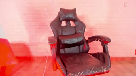 Sara Love online show from 22, 5, 2026